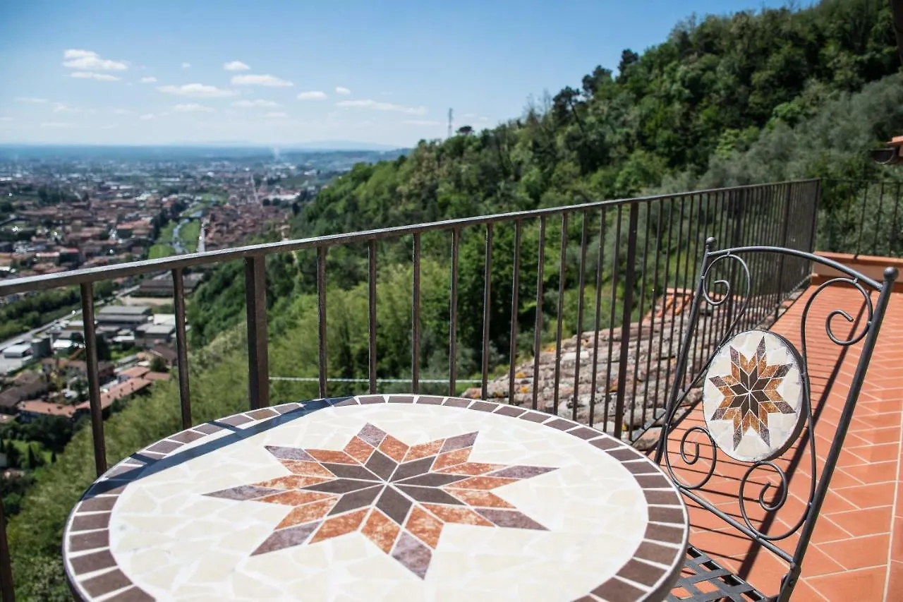 Podere Scoglio d'Oro Pescia Casa di campagna