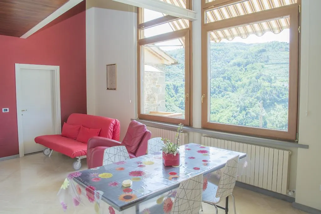Casa de Campo Podere Scoglio D'Oro Pescia